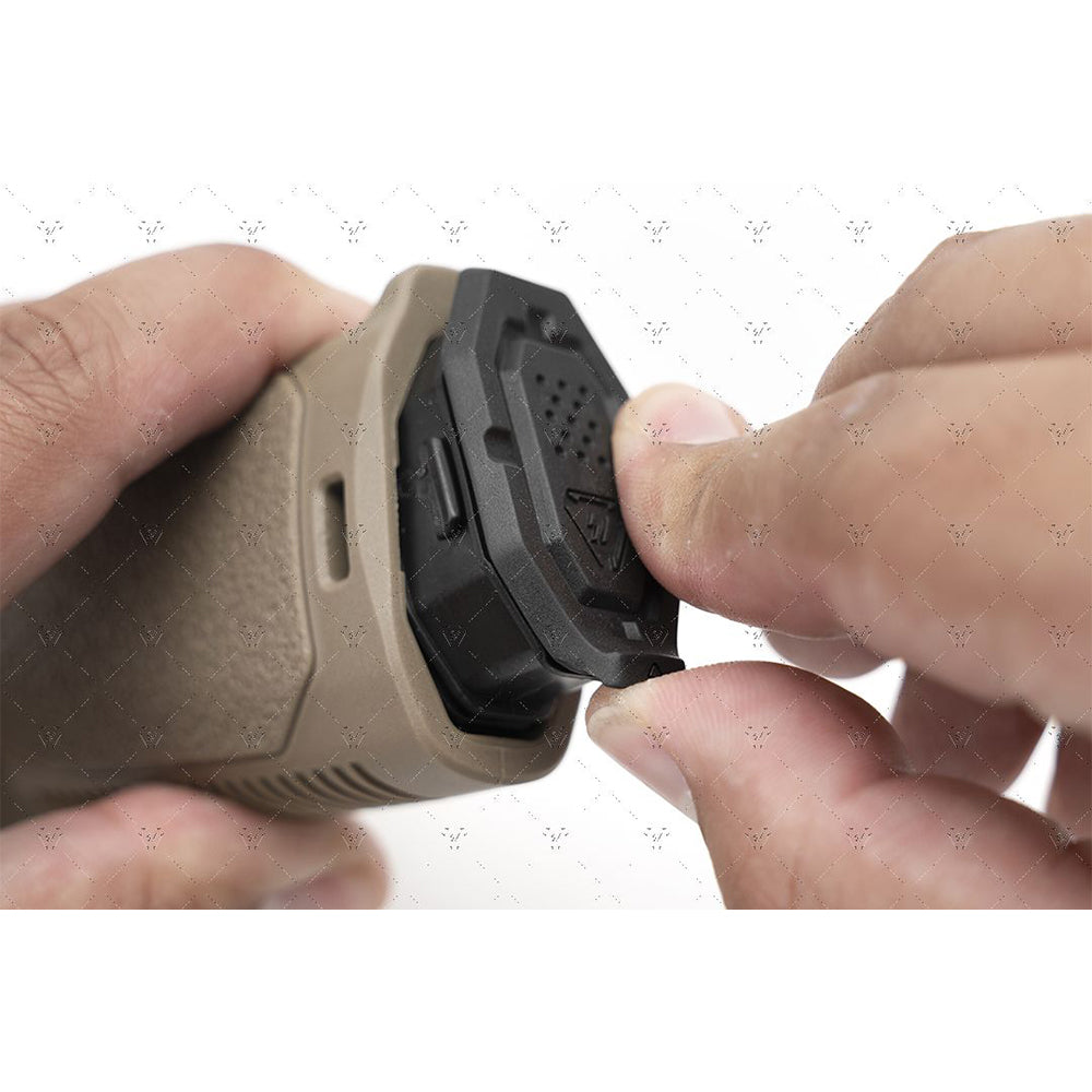 Strike AR Multi-Angle Pistol Grip グリップ【ブラック/フラットダークアース】