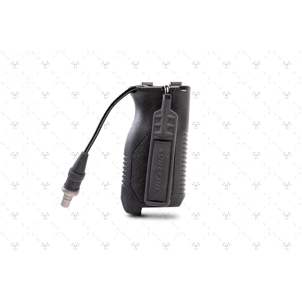 Strike Angled Vertical Grip with Cable Management - Long or Short (M-LOK) フォアグリップ【ブラック/フラットダークアース】
