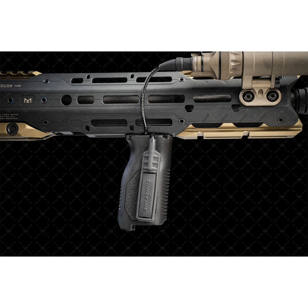 Strike Angled Vertical Grip with Cable Management - Long or Short (M-LOK) フォアグリップ【ブラック/フラットダークアース】