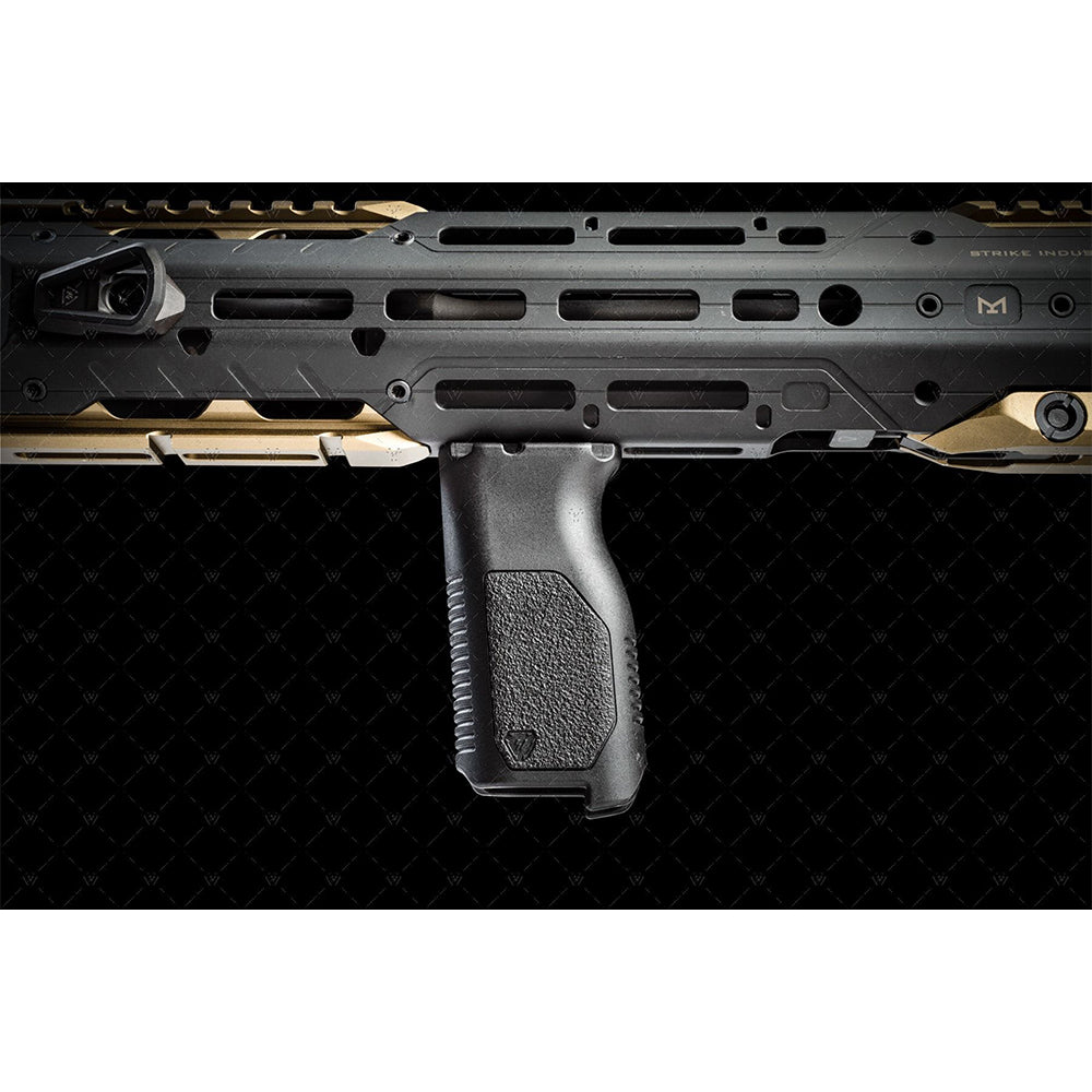 Strike Angled Vertical Grip with Cable Management - Long or Short (M-LOK) フォアグリップ【ブラック/フラットダークアース】