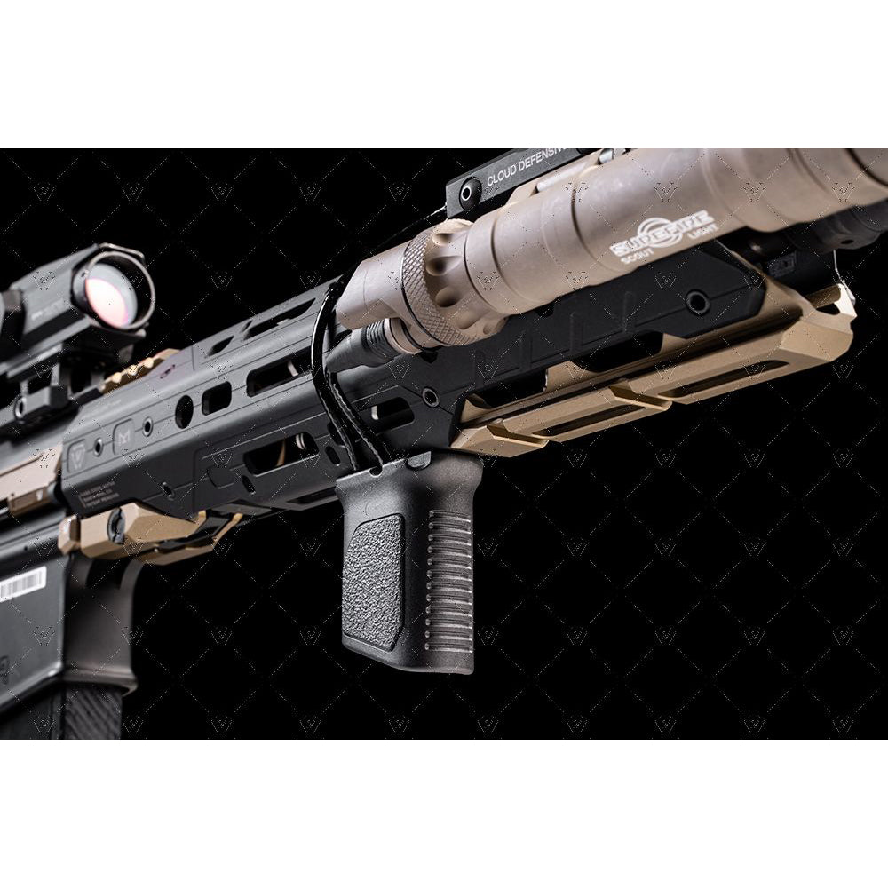Strike Angled Vertical Grip with Cable Management - Long or Short (M-LOK) フォアグリップ【ブラック/フラットダークアース】