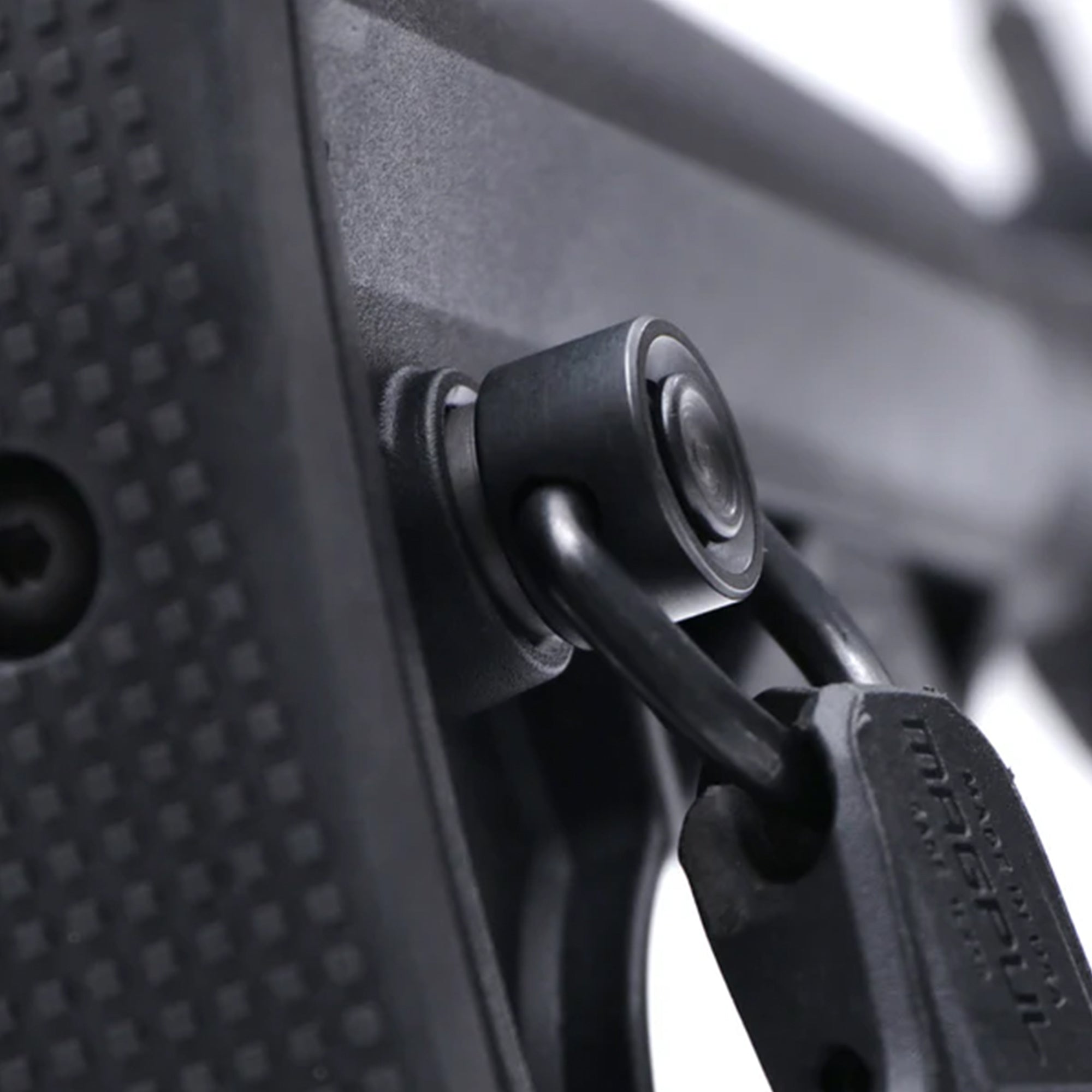 PTS Airsoft Gun Accessories Low Profile QD Sling Swivel QDスリングスイベル【ブラック】