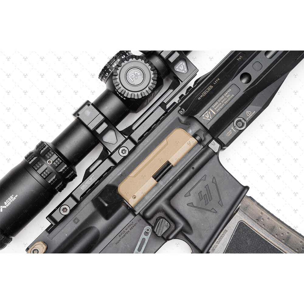 Strike Ultimate Dust Cover for .223/5.56 ダストカバー【ブラック/フラットダークアース】