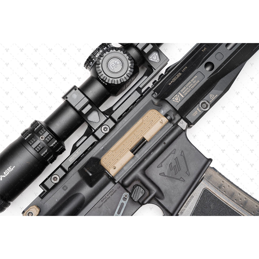 Strike Ultimate Dust Cover for .223/5.56 ダストカバー【ブラック/フラットダークアース】