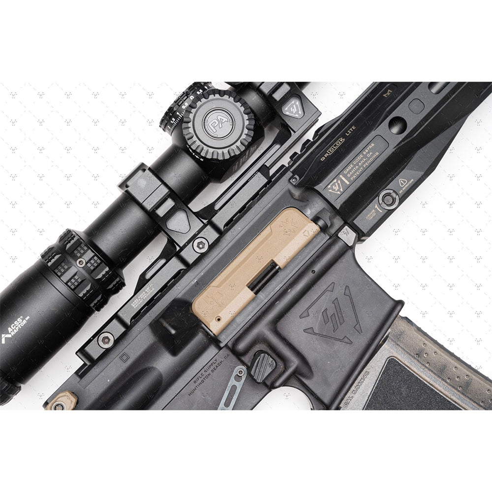 Strike Ultimate Dust Cover for .223/5.56 ダストカバー【ブラック/フラットダークアース】