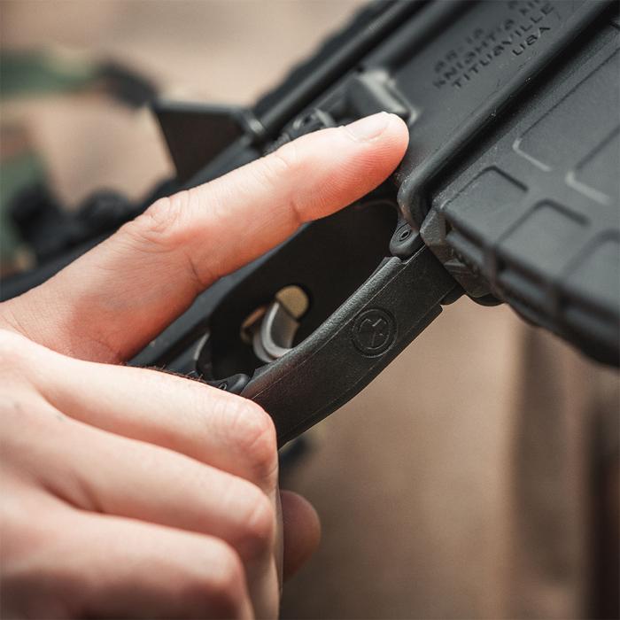 マグプル トリガーガード MOE Enhanced Trigger Guard, Polymer - AR15/M4【ブラック/フラットダークアース/オリーブドラブグリーン】